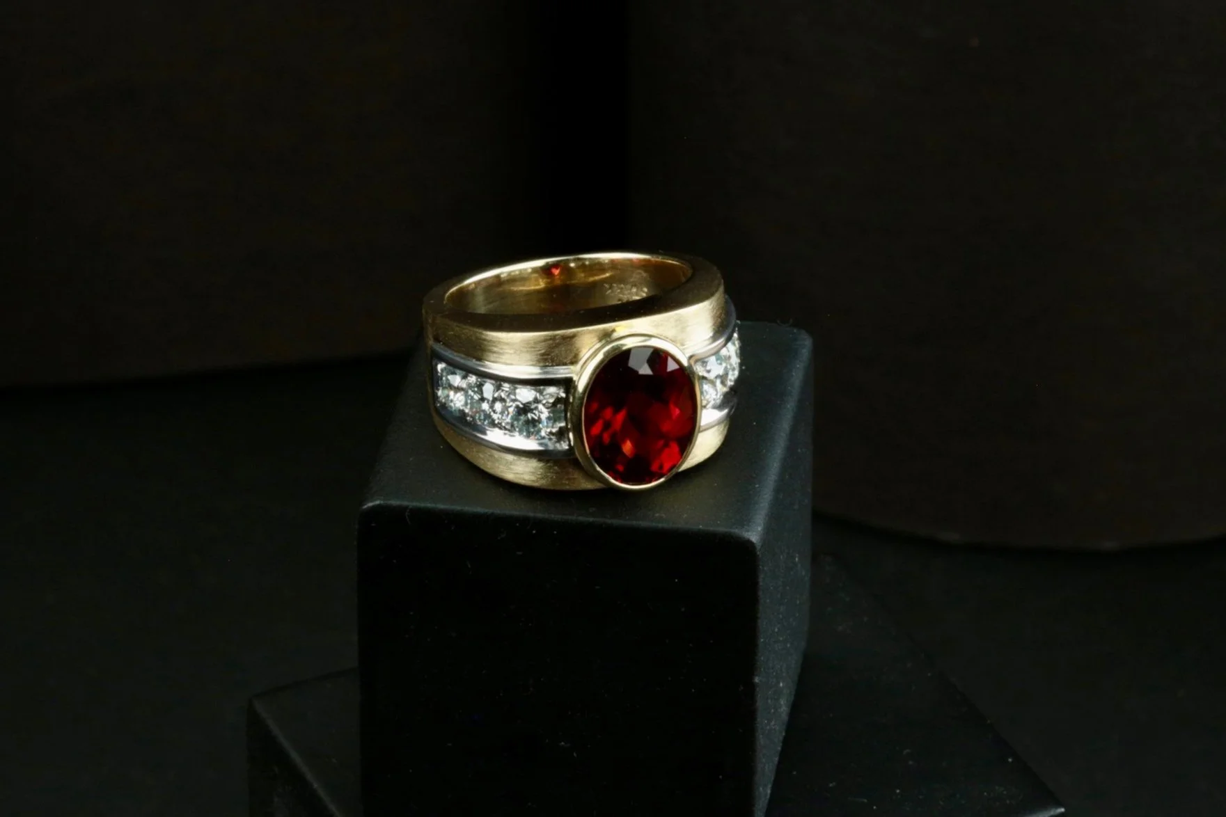 stark jewelers bespoke men's commanding rings collection 