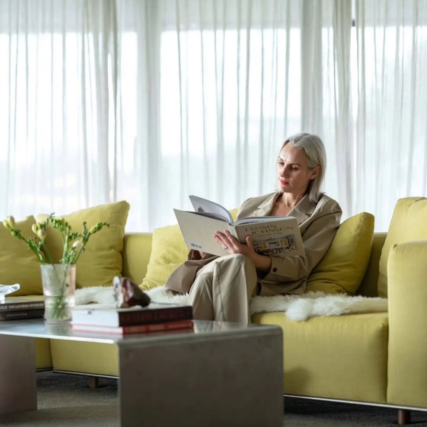 One of my favourite pieces in our home - a Simon James sofa upholstered in a murky lemon linen. It's so comfortable and loved by the whole family.
@florencecharvin