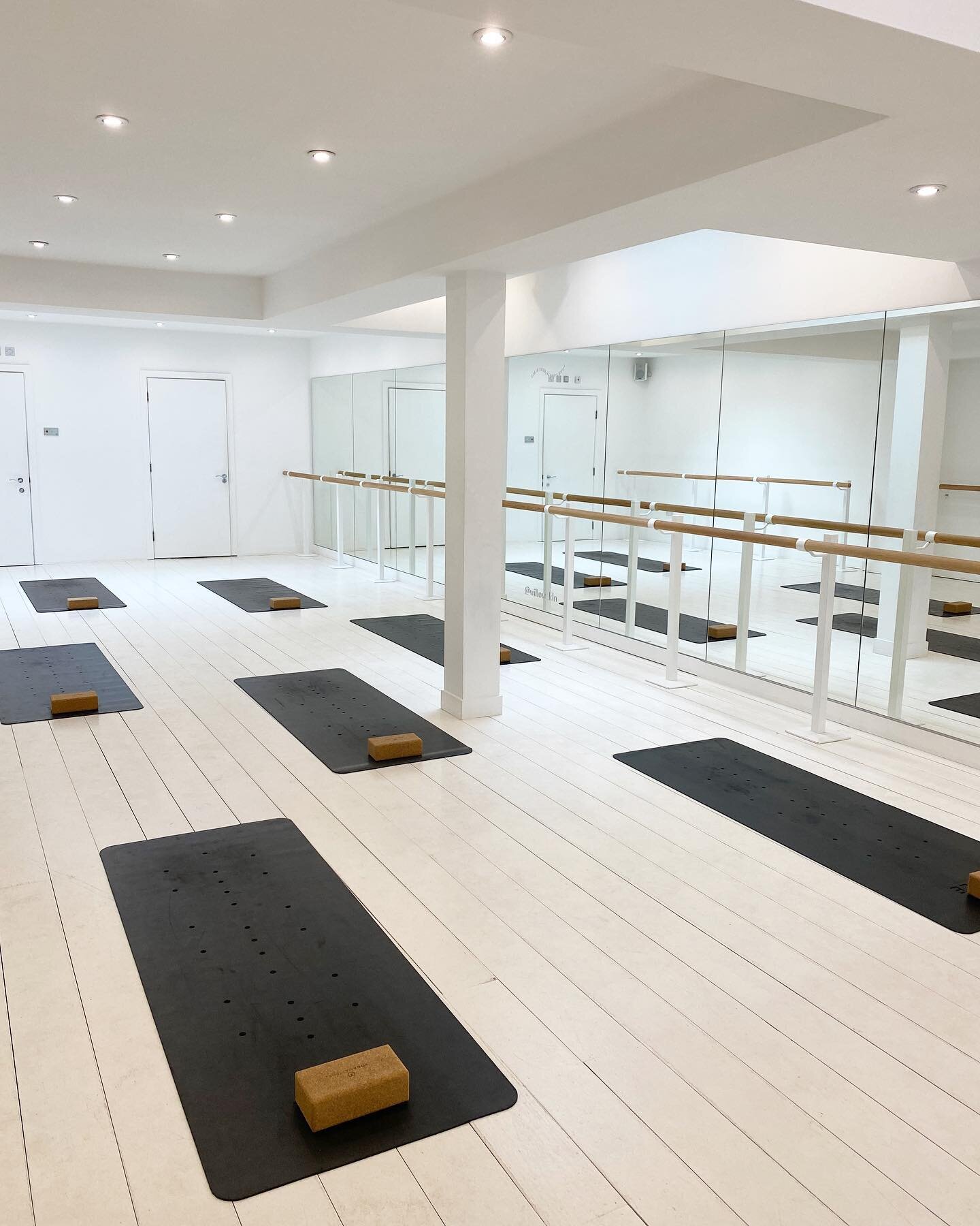 All ready for you ✨ Join us 7 days a week at @willow_ldn - the best way to make your movement a happy habit is to book it on in! So jump online, grab your class pack + let&rsquo;s make the most of the last of 2021. We may be approaching the festive s