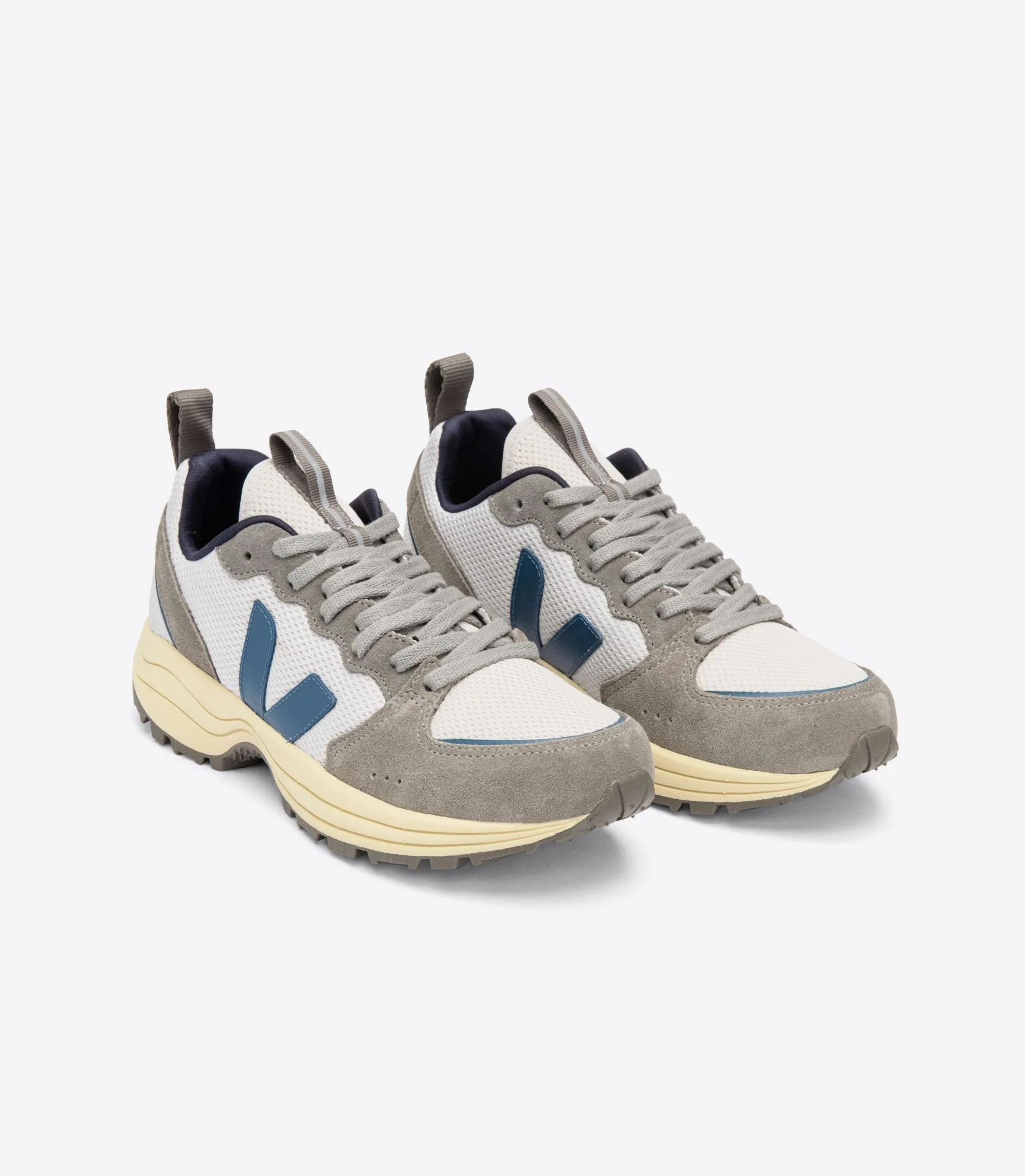 veja multico grey tarmac.jpeg