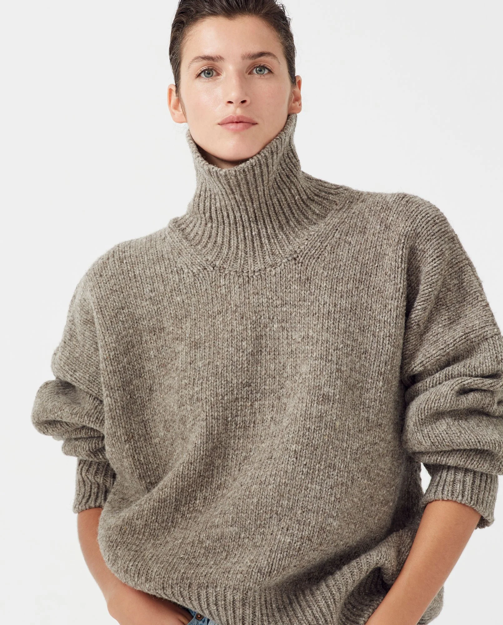 babaa jumper dark mist.jpeg