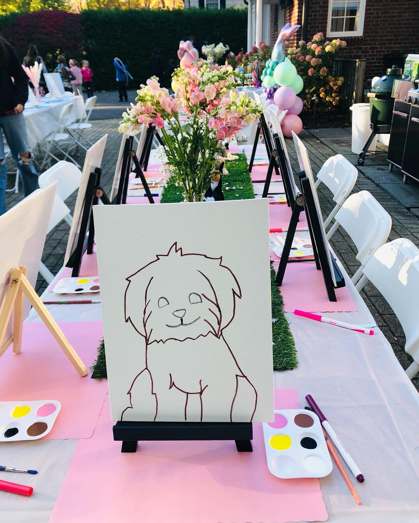 Paint your pet is quickly becoming one of our most popular themes! Send us your pets pic and see what we come up with! Special shout out to @planmypartysj for the fab decor!