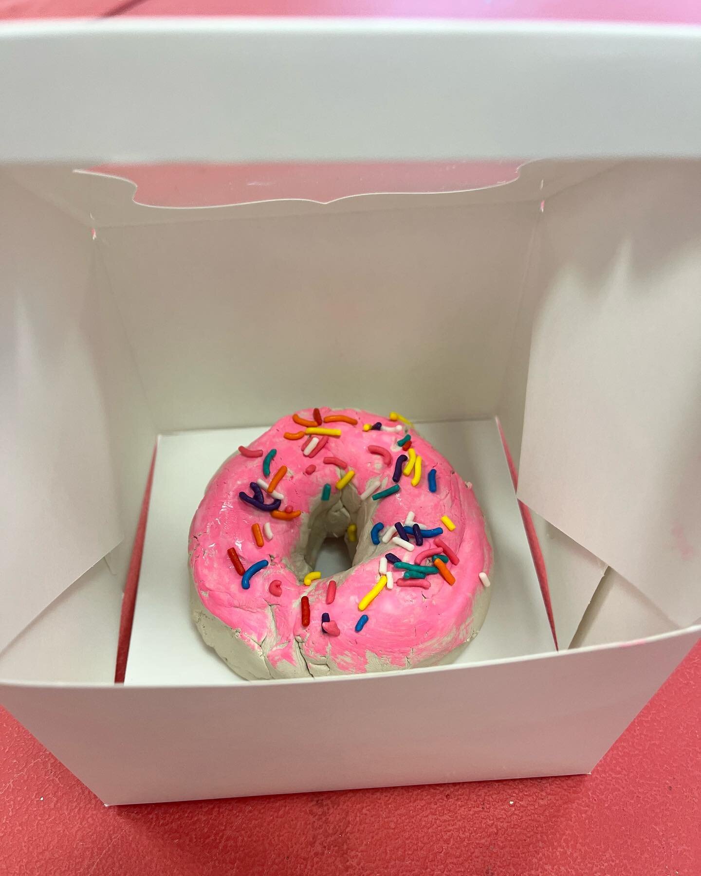 These donut sculptures we made in art class look good enough to eat! #donutart #donutsculpture #artclassesforkids #artclasses