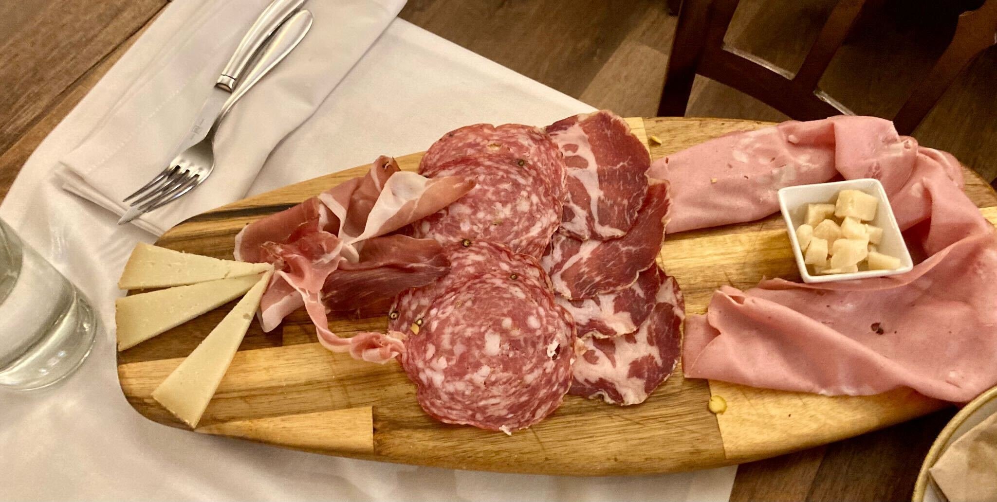 aa67794c-7ec0-4a11-8d0e-428f1bc9d47d (1).jpg