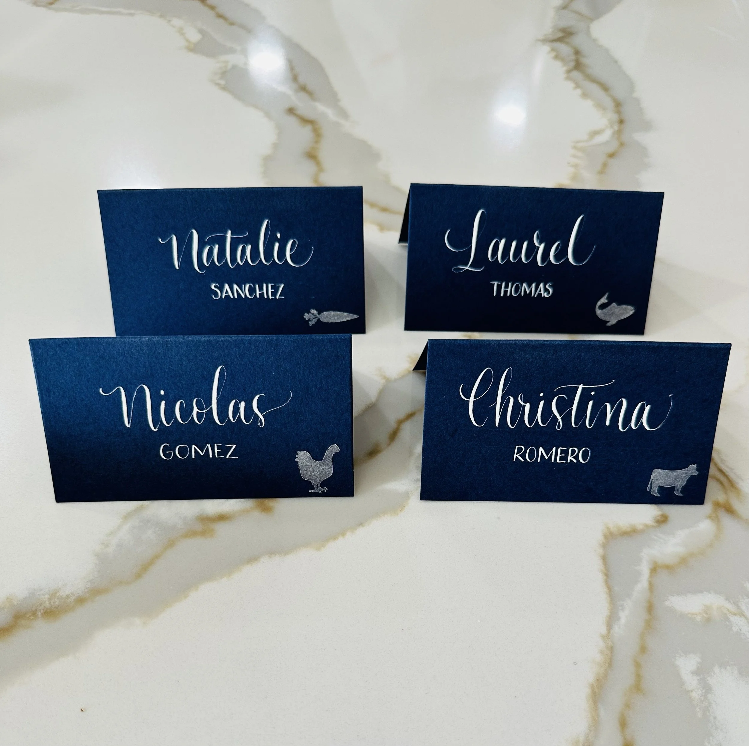 Place cards 100.jpg