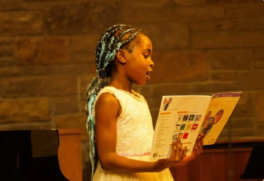 Kids singing lesson in maple grove