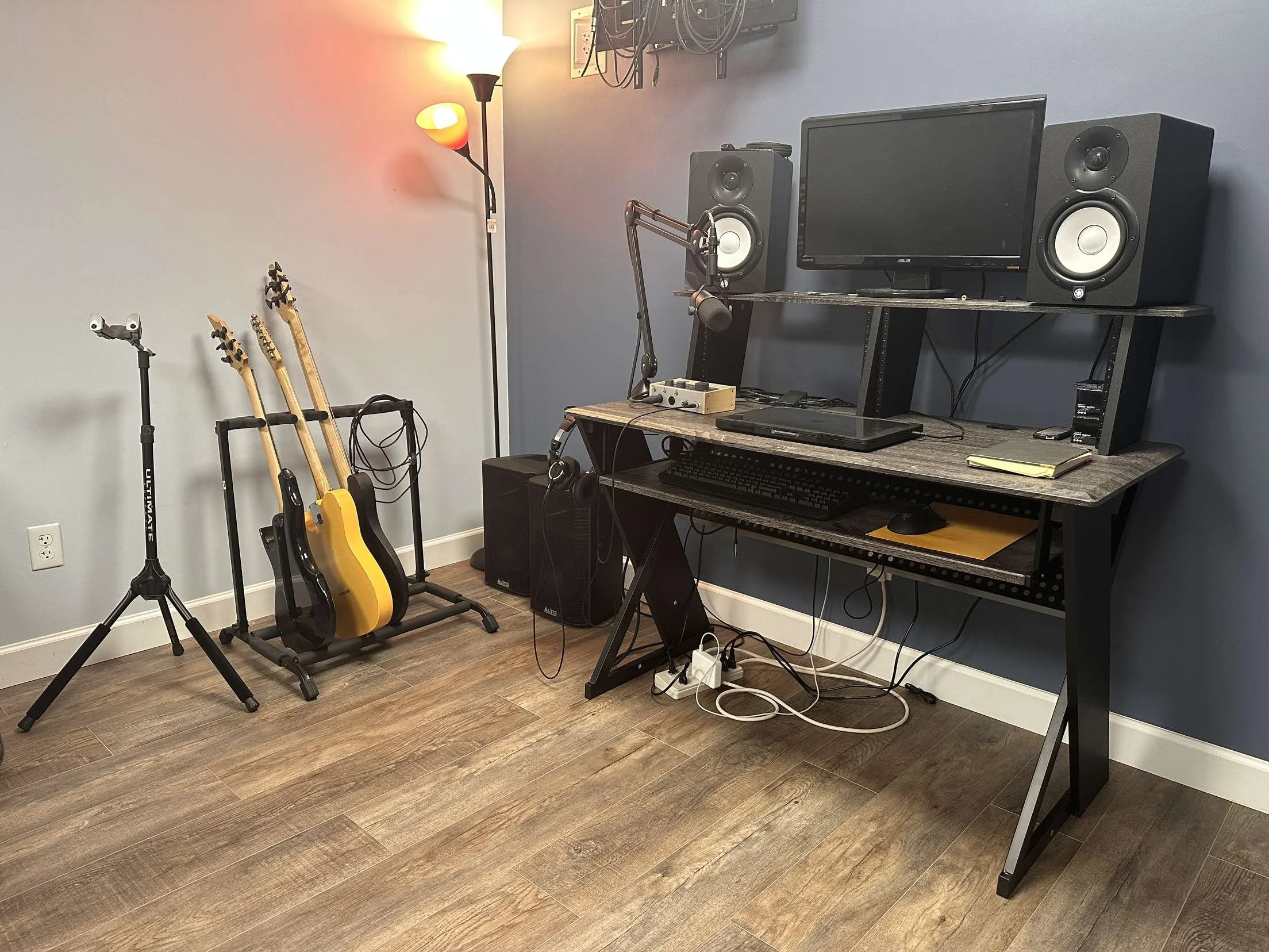 Our  fully equipped Modern Plymouth studio for drum lessons