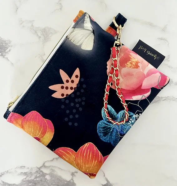 amanda+west+detachable+wristlet+pouches+peony+orchid_2.jpg (Copy)