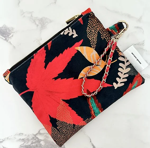 No2+amanda+west+detachable+wristlet+acer_3.jpg