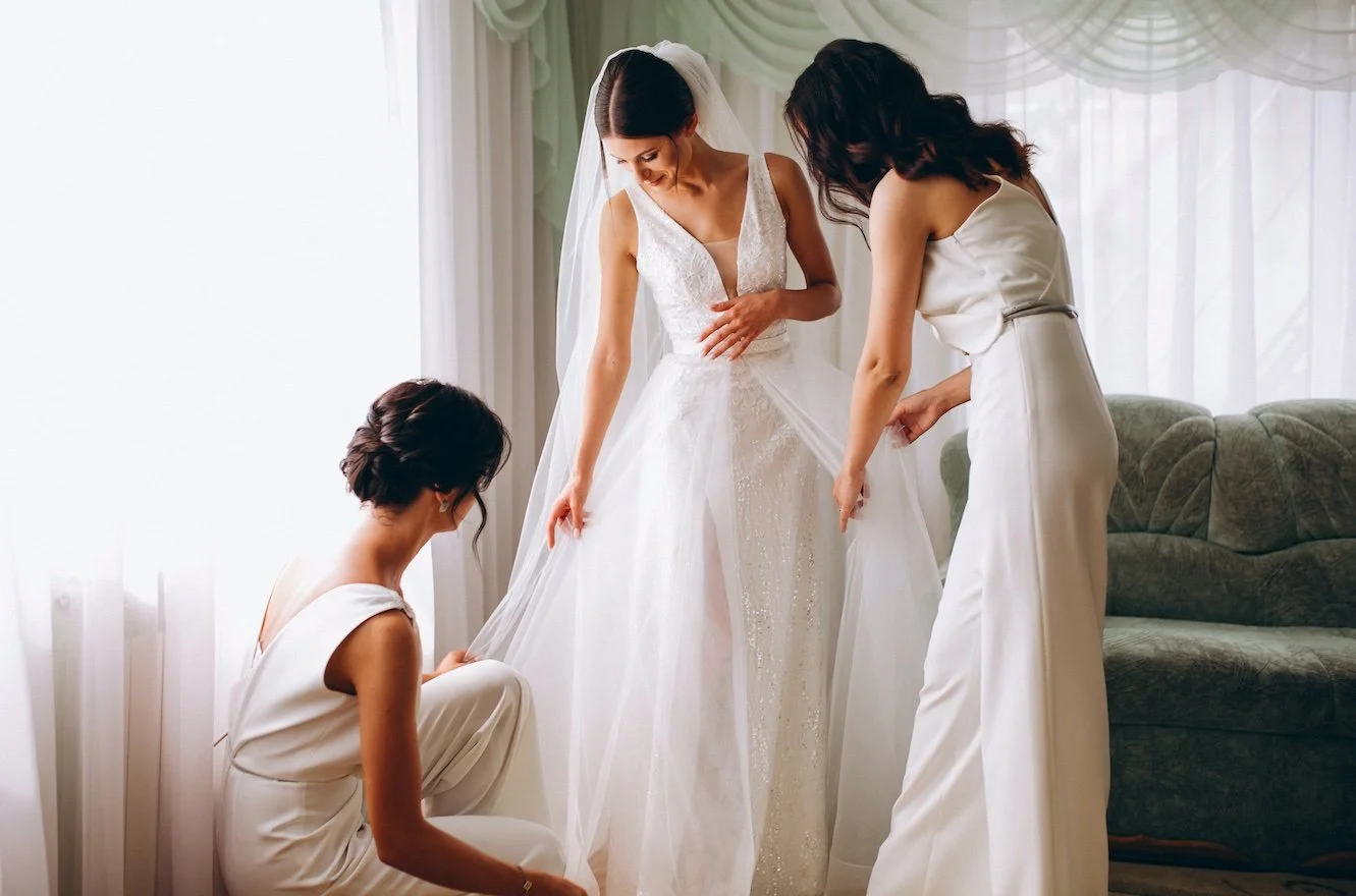 Wedding Tips For Brides — Hand-Me-Gowns Bridal