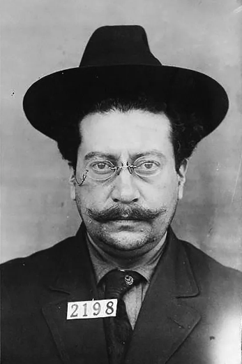 Ricardo Flores Magon Mugshot.PNG