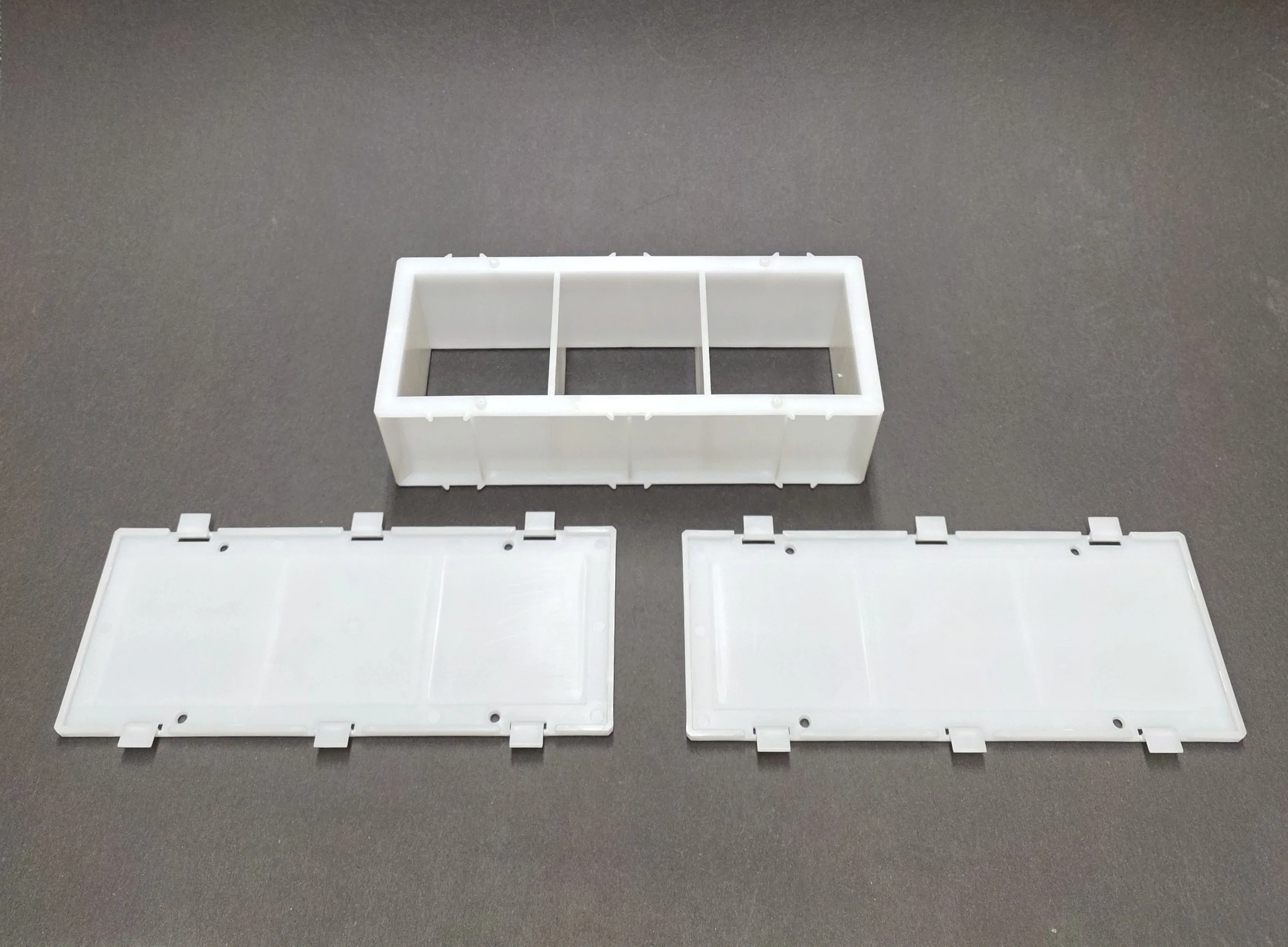 75mm plastic cube gang A.jpg