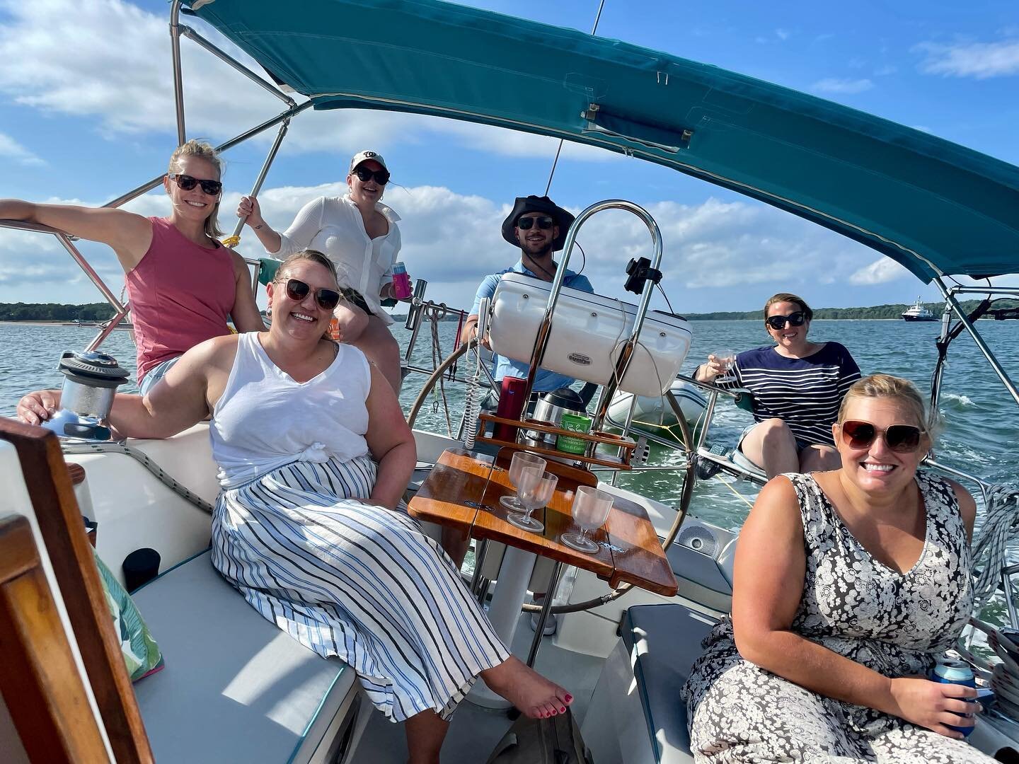 A fabulous sail with some fabulous ladies ✨