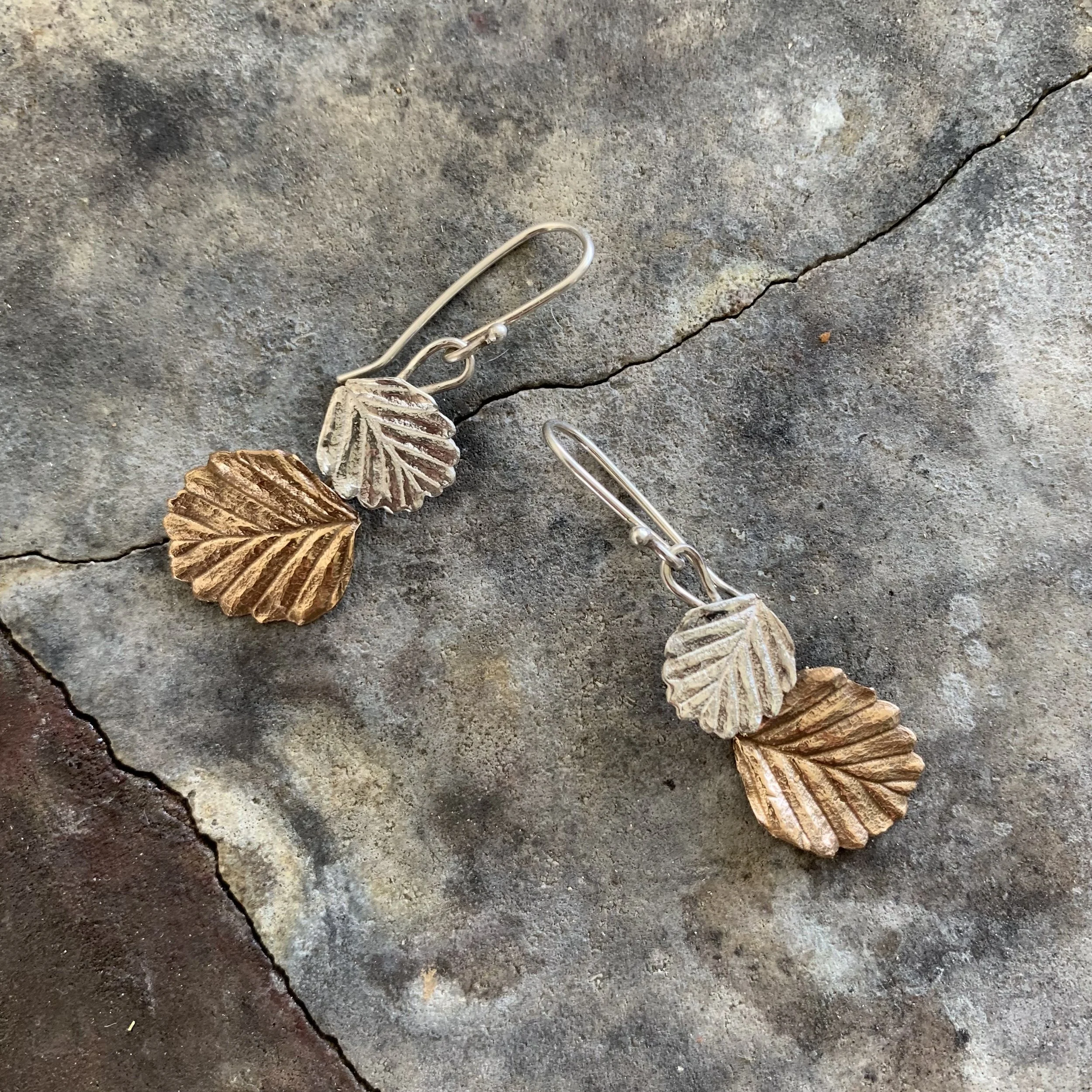 Fagus two leaf articulated hook earrings