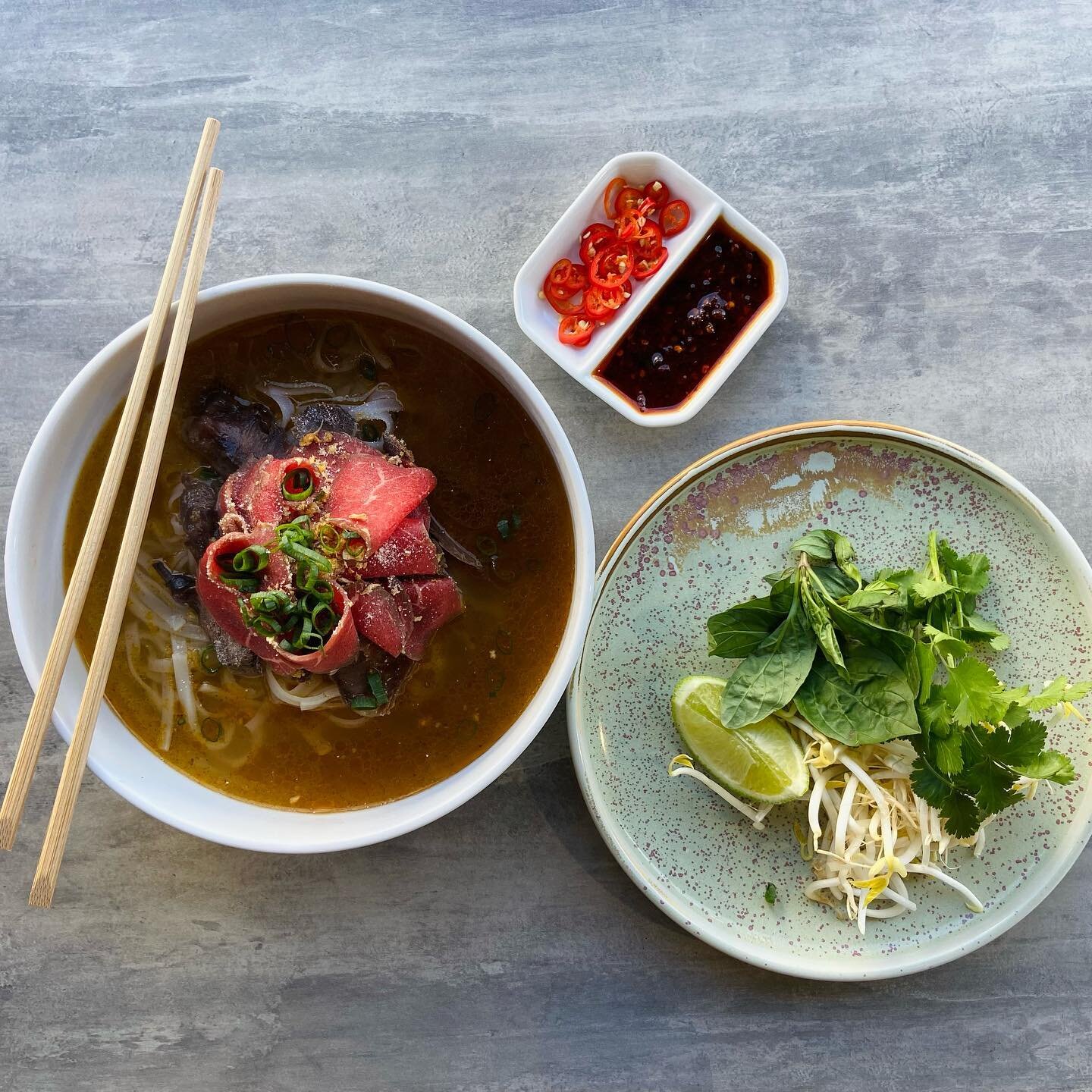 New lunch special! Our Tom Zaab - a spicy beef broth severed with rare beef, rice noodles, fresh herbs and lime.  A must with our house made chilli oil. Dine in only @missvansfood