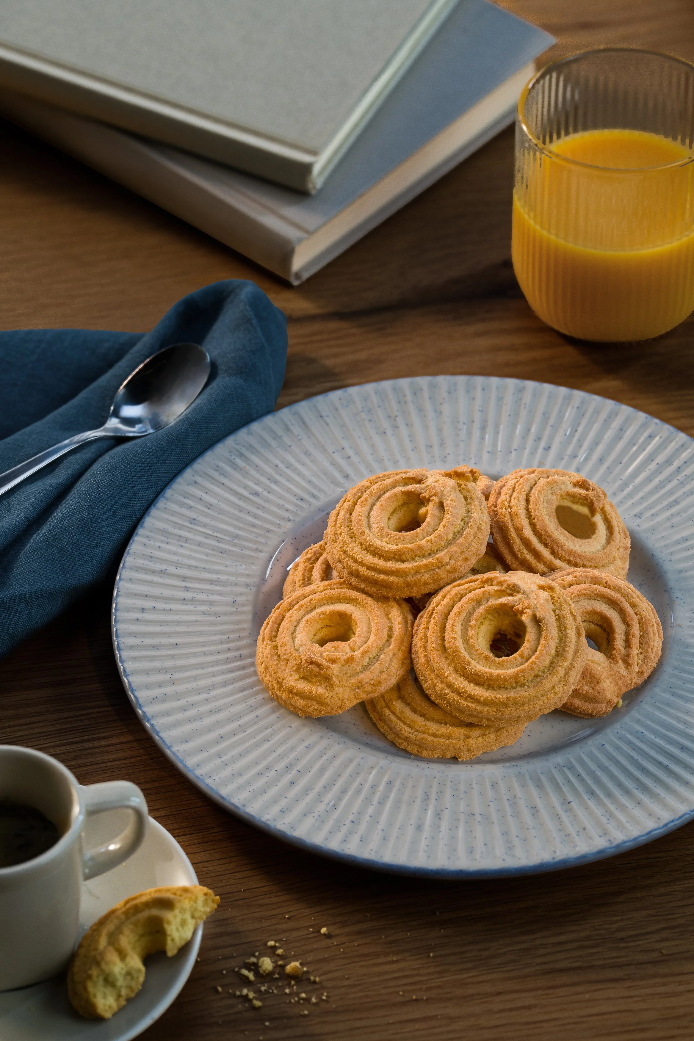 campagna pubblicitaria motta melighe succo arancia biscotti tipico relax pausa feste natale dolce natalizio fetta fotografo food photographer.jpg