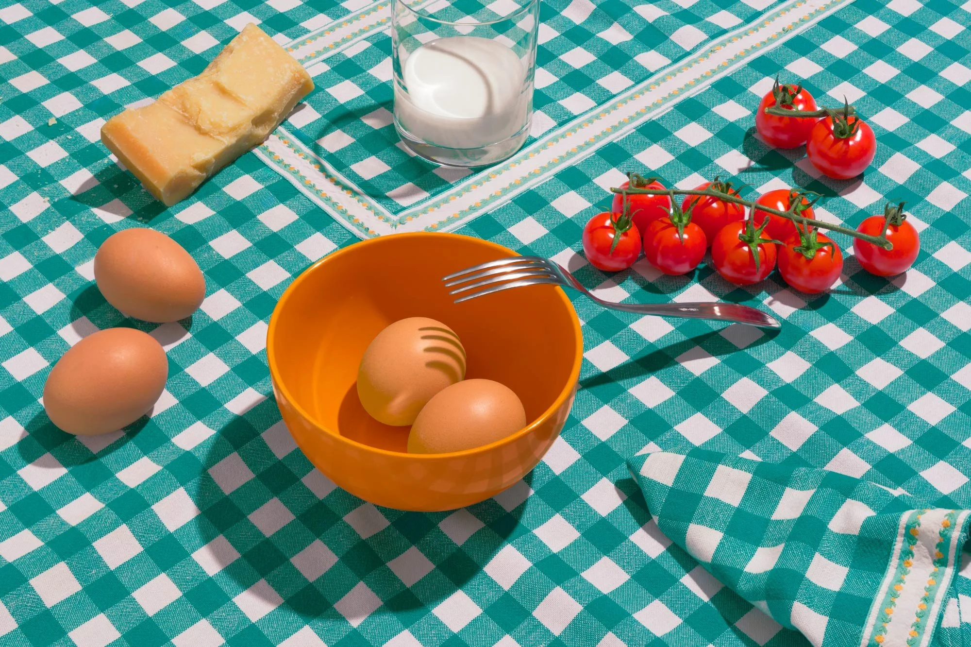 proverbio-frittata-ingredienti-uova-parmigiano-food-fotografo-food-milano-food-photographer.jpg