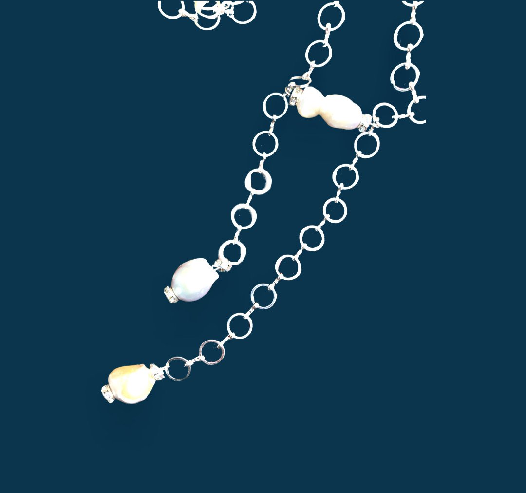 Talia Baroque Pearl chain necklace 3.jpeg