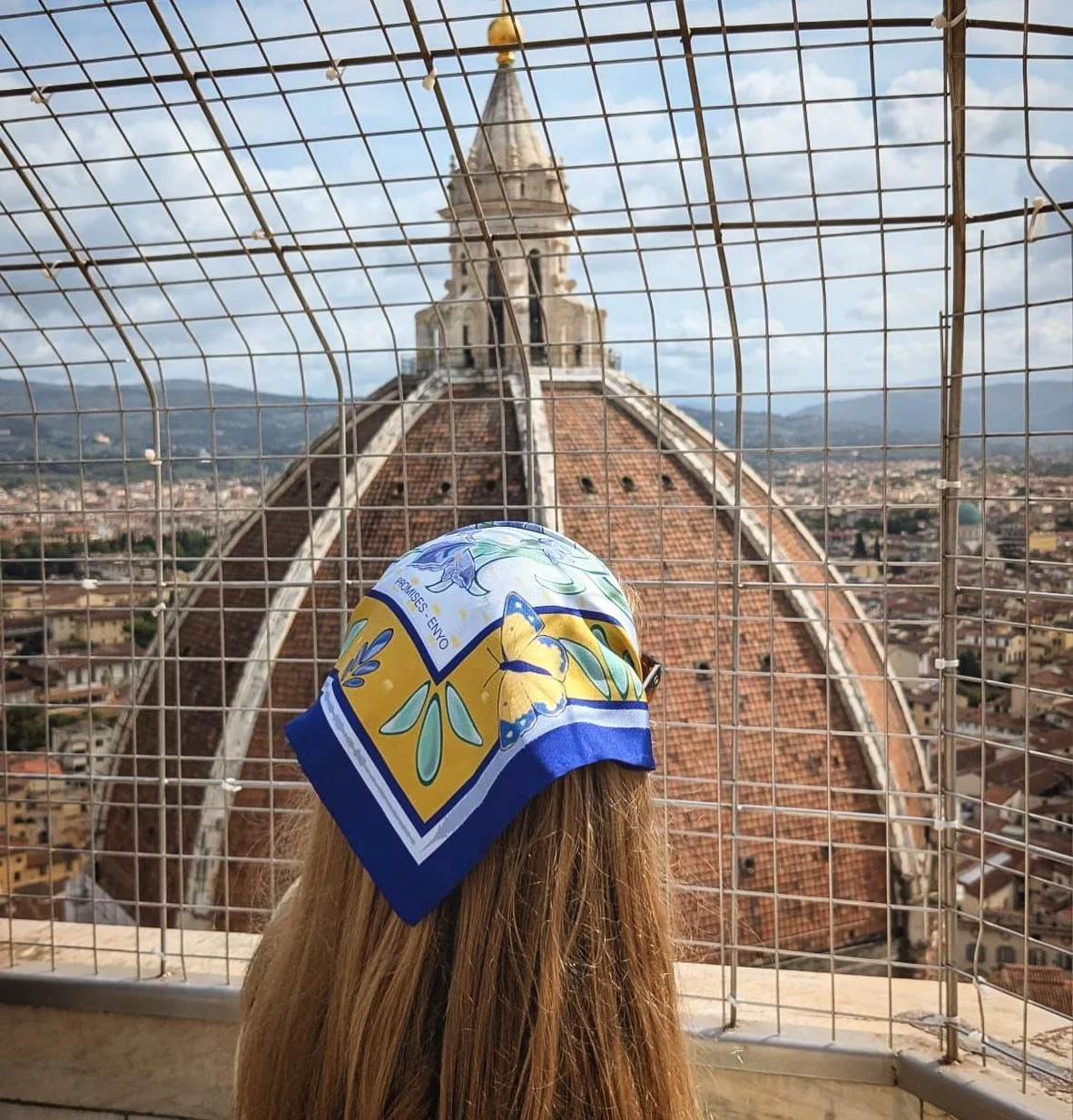 As we hit the Autumn Equinox week this week looking back at some moments in the sunshine. 

Featuring our Silk Scarf 90. &lsquo;Promises&rsquo; design. 

More designs coming very soon ☺️ 

#silkscarf #luxury #oldmoneyaesthetic #sophistication