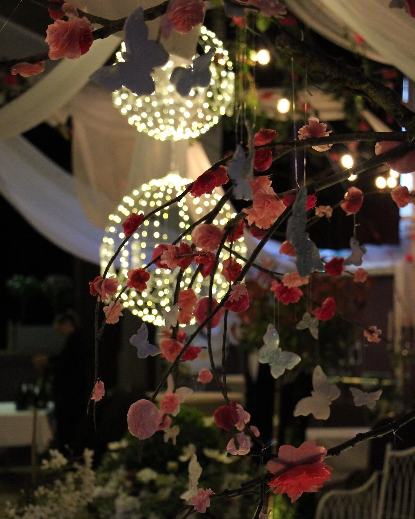 Some closeups of this balls ceramic butterfly souvenir. 

#oundlecharityball #springball #blacktie #oundle #communityevents #loveoundle #swingband #dancing #enchantedgarden