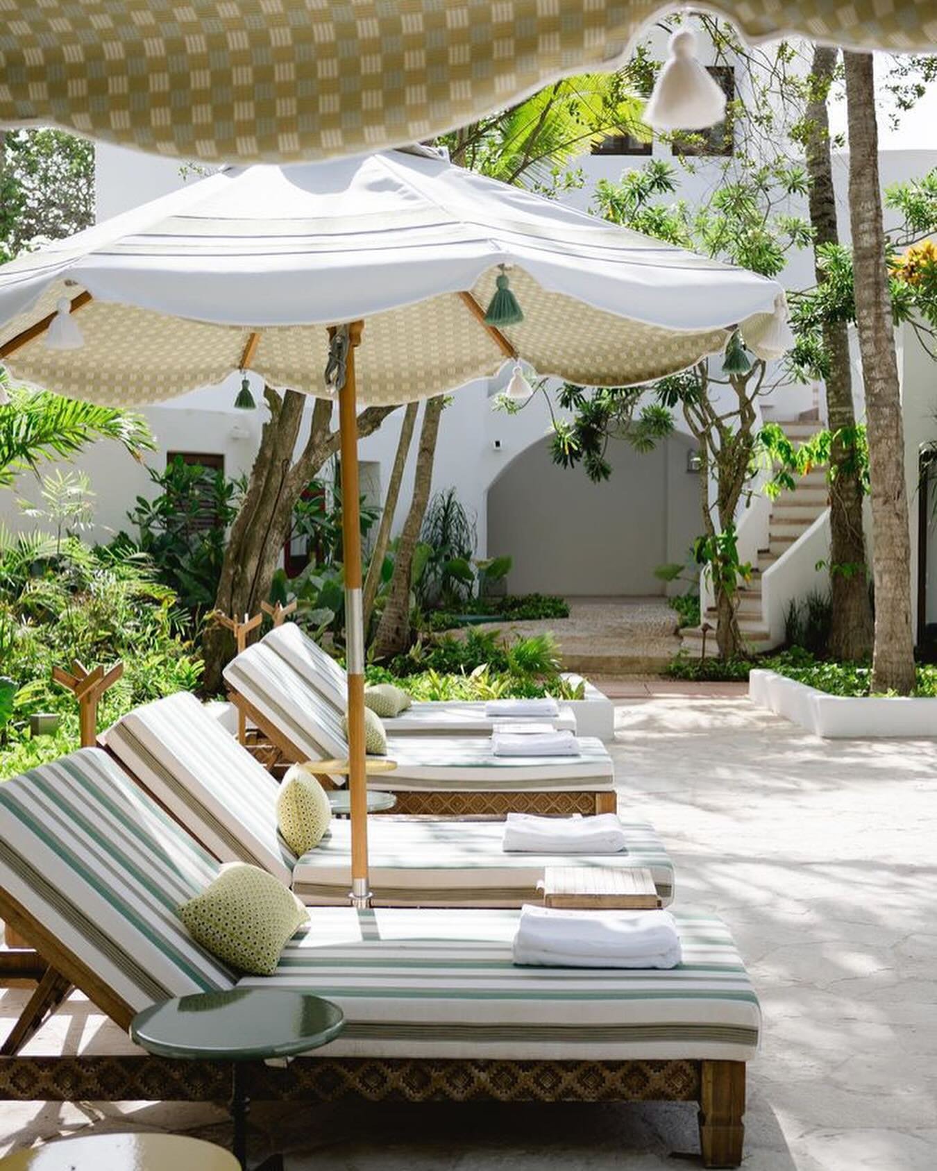 Always seeking the best spots to host wedding weekends for our clients. Like @belmondmaroma and their tranquil charm, warm staff and top-notch hospitality alongside the turquoise ocean in Mexico.
When we visit a property there&rsquo;s a mile long lis