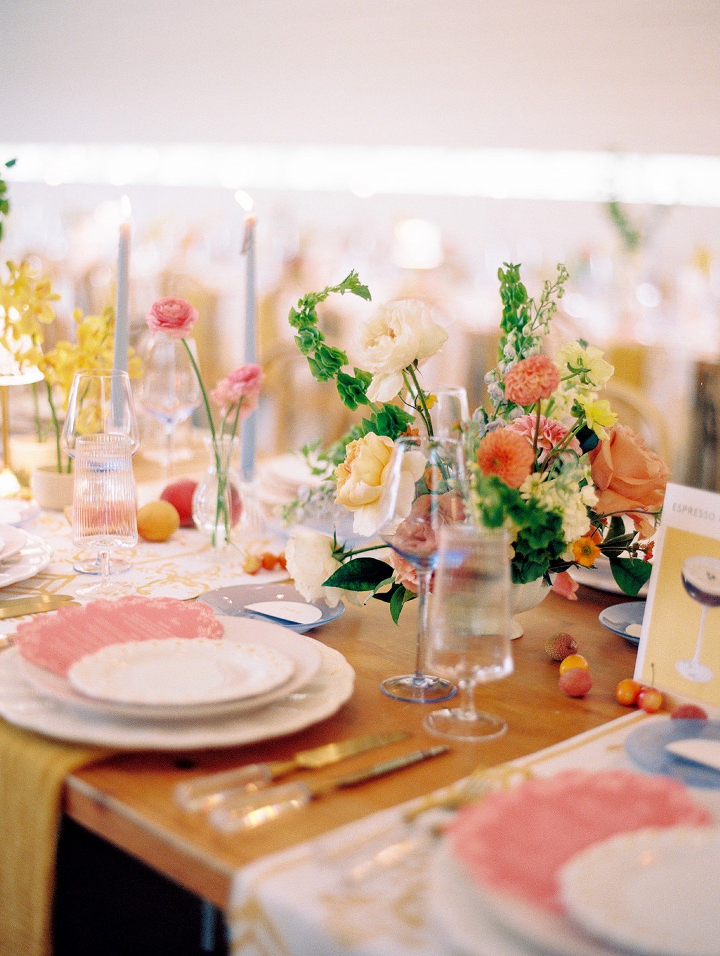 The devil&rsquo;s in the details&mdash;and so is the fun. 🍊✨
From marigold garlands to mid-century glassware, this citrusy celebration brought bold colors, cheeky cocktails, and a floral-forward open-air speakeasy to life.

☀️ Summer fruits and flir