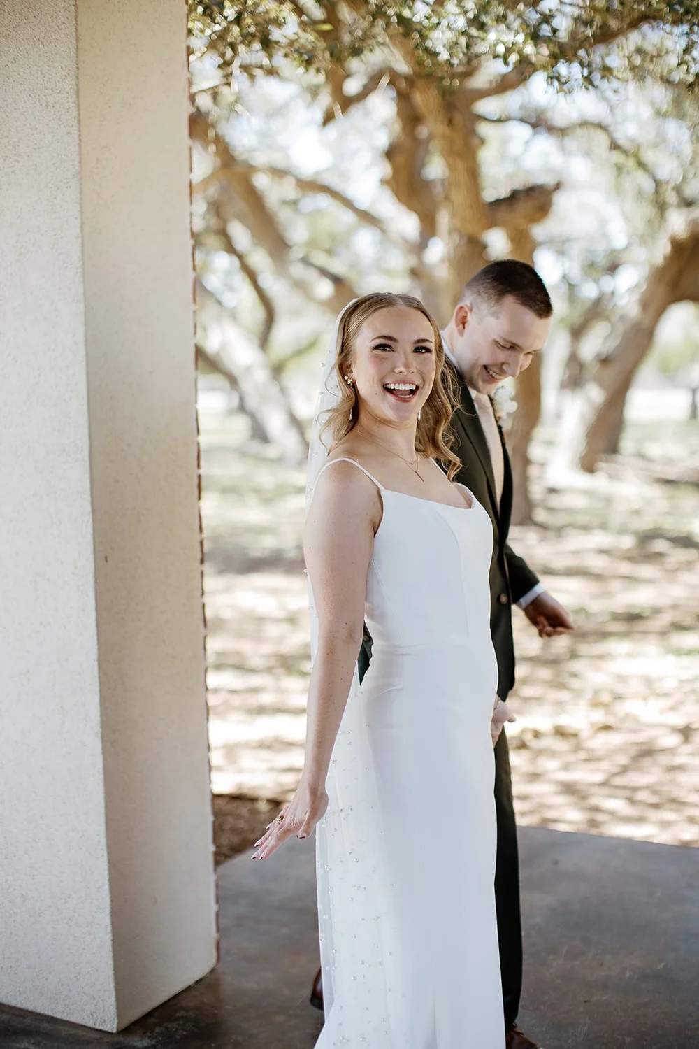 Intimate Non-Traditional Restaurant Wedding in Dripping Springs | EPOCH ...