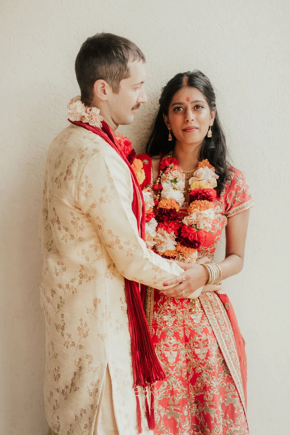 Micro Hindu Fusion Wedding in a Lush Houston Backyard | EPOCH CO+ EVENTS