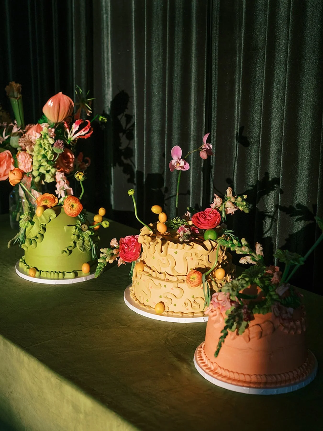 Whimsical, swirly cake designs by Deaux Baker for a Round Top Texas Wedding by Austin Wedding Planners epoch co
