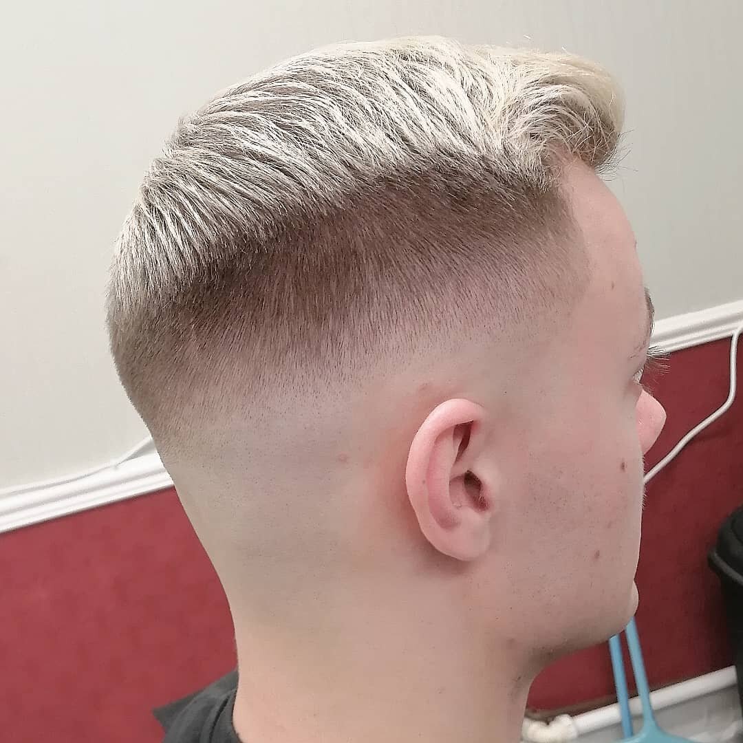 Ice Fade
Conatact for appointment via
07478096947
Citybarbersshop@gmail.com
Google message
Facebook and instagram DM
#shoplocal#skinfade#blondehair#gay#salisbury#salisburybarber#wiltshirelife#southamptonbarber#winchesterbarbershop#boss#salisburyfc#sa