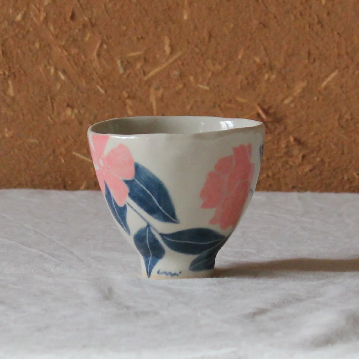 tasse-pied-gres-eglantier-nanteau-sur-lunain
