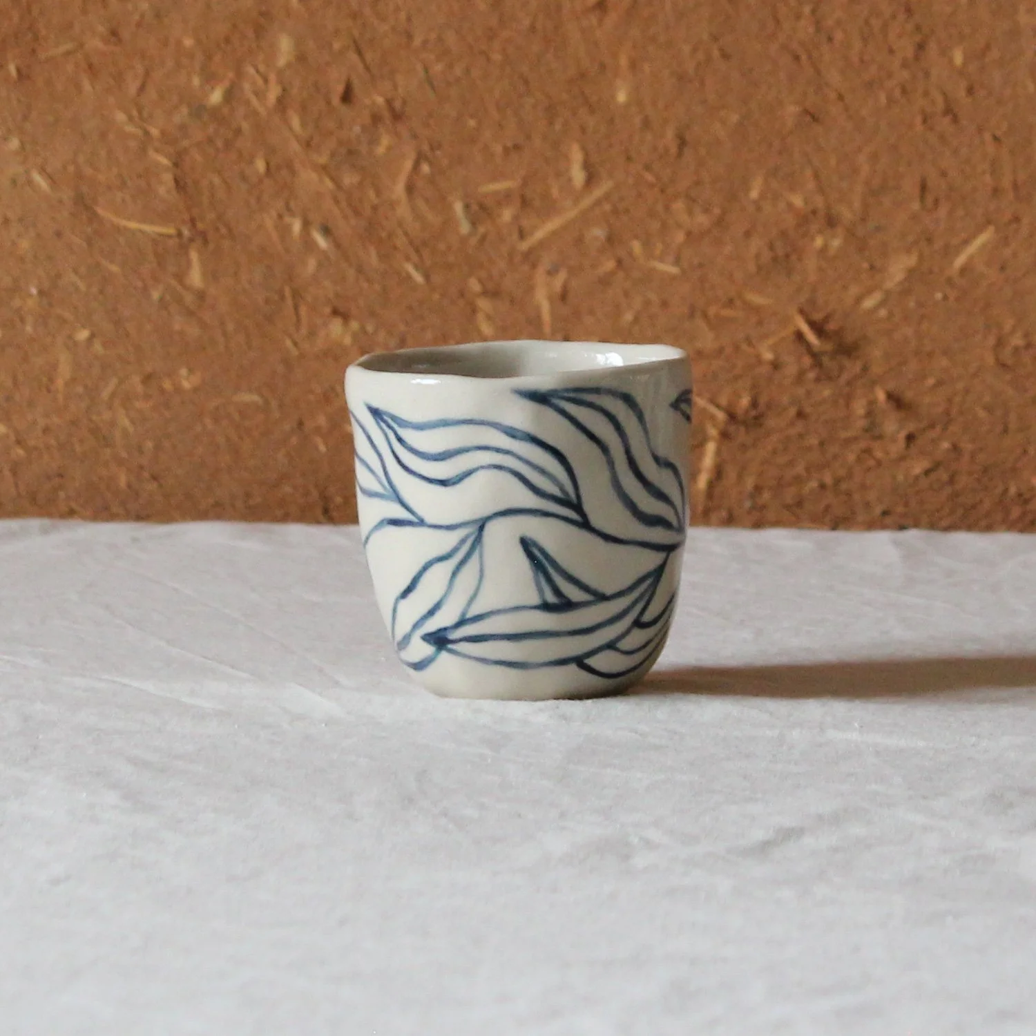 tasse-cafe-gres-saule-bleu-filaire-nanteau-sur-lunain