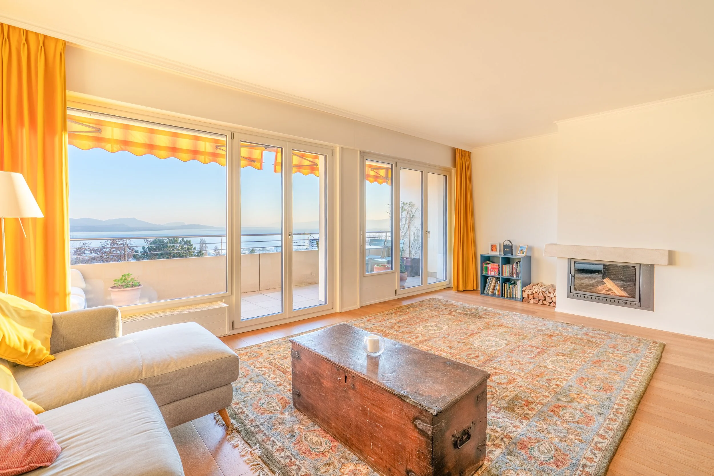 VENDU Appartement vue Panoramique sur le lac et Lausanne