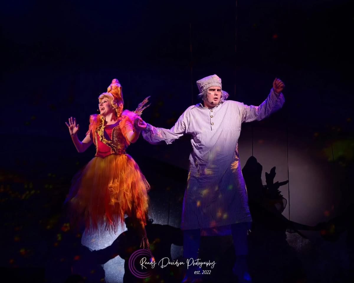 Sarah Youngblood Scrooge No More Ghost of Christmas Past, Busch Gardens, Williamsburg, VA