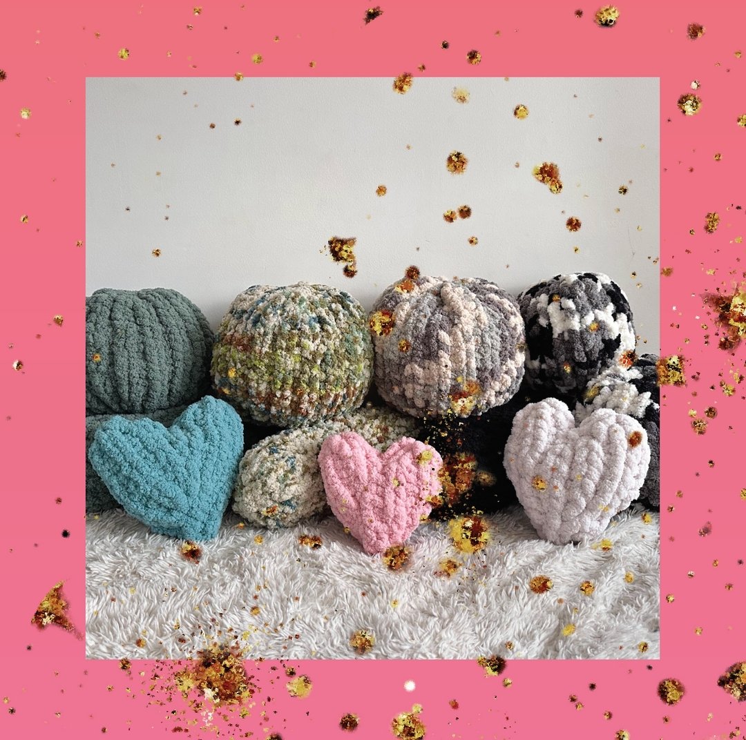 🎨🧶 Avery, of @Customcomfortco, a young hand knitter hailing from Thunder Bay, is bringing her unique touch to the craft scene. 🌟🐻

🌸✨ She creates blankets, pillows, and adorable stuffed animals, Avery's creations are not just handmade and can be
