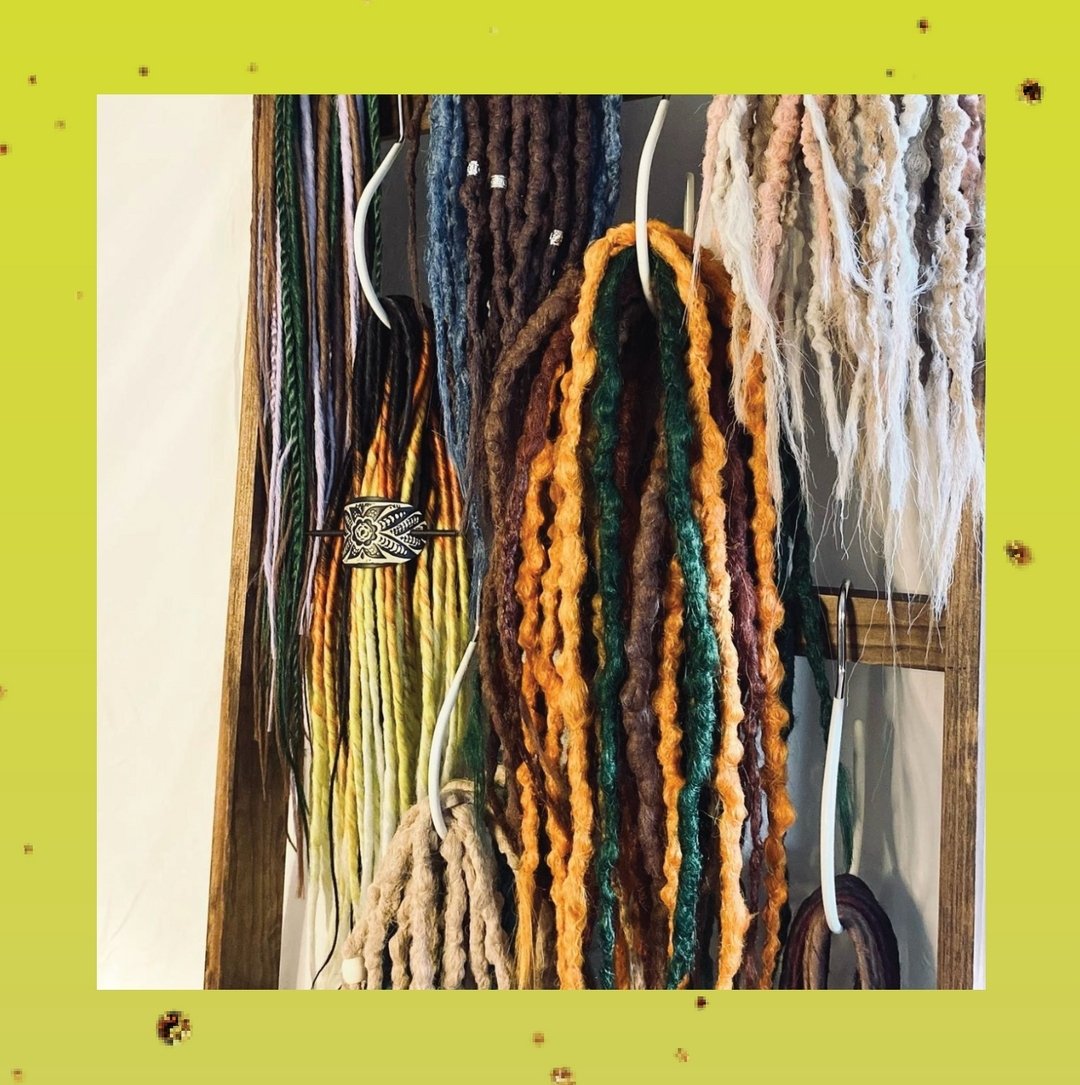 🌊✨ Check out the vibrant world of dreadlocks with @lakehead_dreads at the Spring Craft Revival!🌊✨ 

💫 Chelsey, a talented synthetic dreadlock artist, offers a fun and temporary way to add flair to your hairstyle.💫

Lakehead Dreads are meticulousl