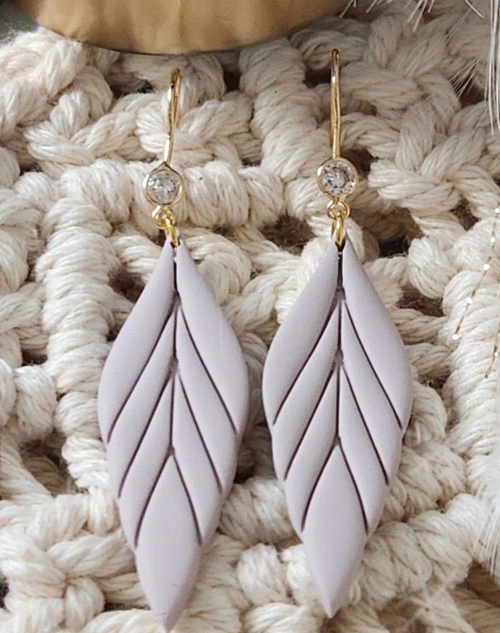 🎄✨ @two_of_a_kind_clay_co, the creative twin duo bringing festive charm and handcrafted style to Thunder Bay! 🎁

Twin sisters Christina and Danielle started Two of a Kind Clay Co. as a fun, creative outlet, and it quickly grew into a full-on passio