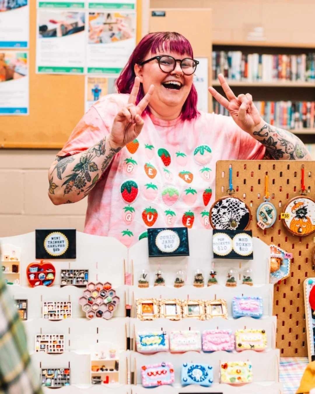 It&rsquo;s difficult to put into words the magic that Craft Revival brings to Thunder Bay, but @shannonleperephoto somehow captures the whimsy, creativity, and community spirit that make this event so special. 🌞

Where else can you find a hot air ba