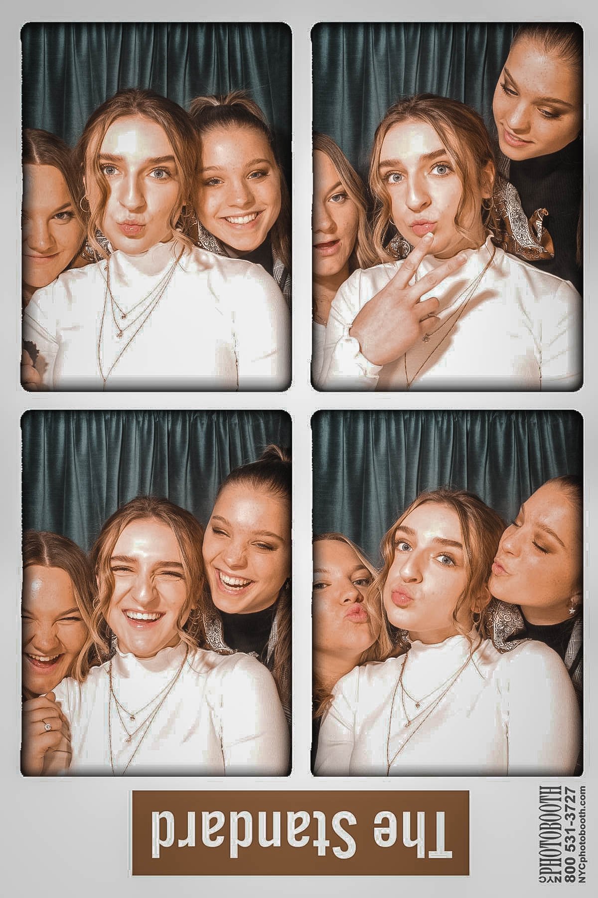 nyc_photobooth.com_the_standard_west1_20191229_1344_20191229_134452_comp.jpg