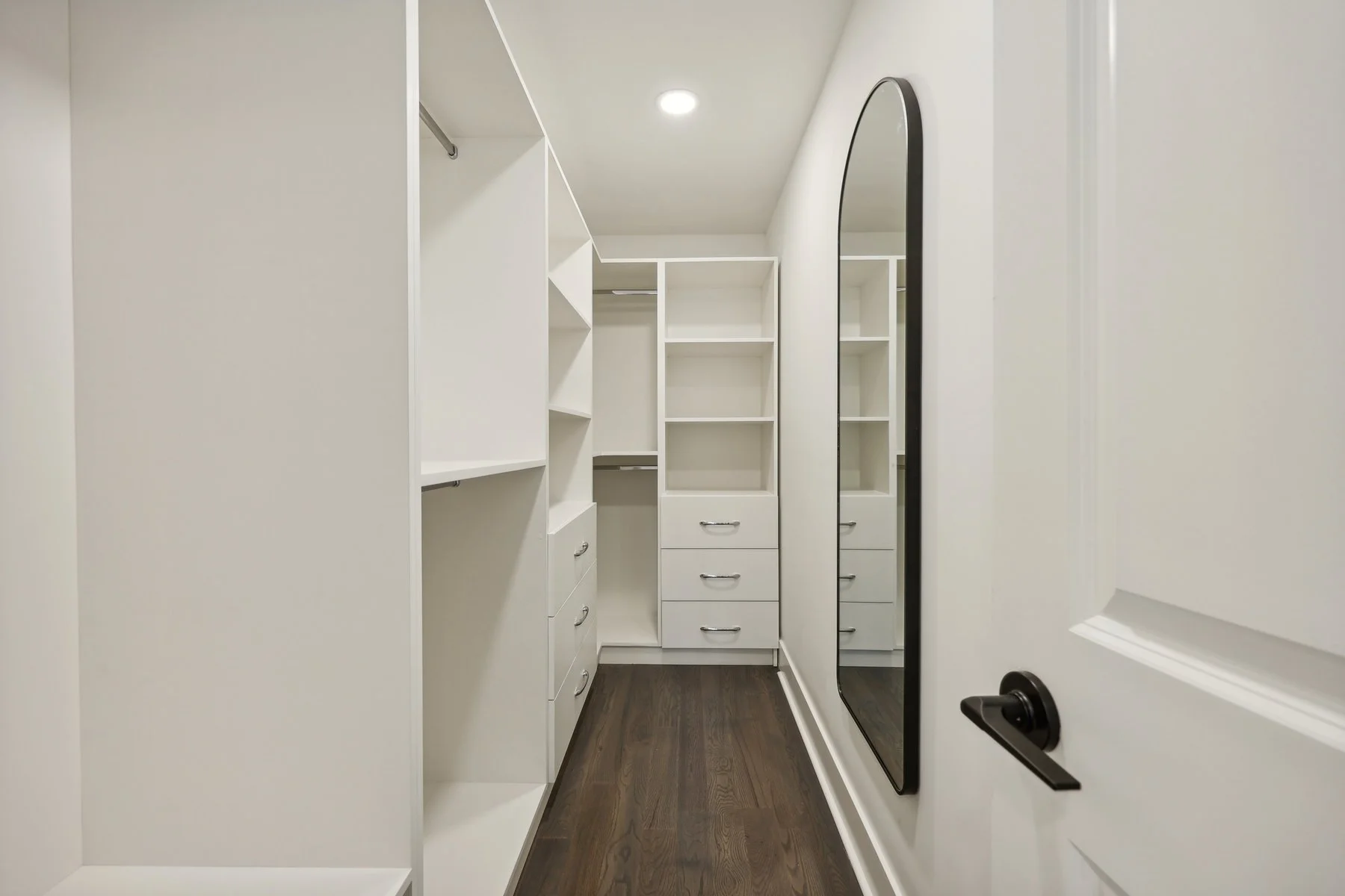8 Yale Street Maplewood Primary Walk In Closet