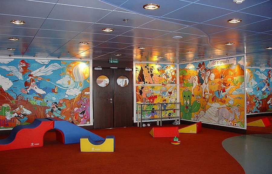 Kids-cartoon-playroom-ideas-and-decor.jpg