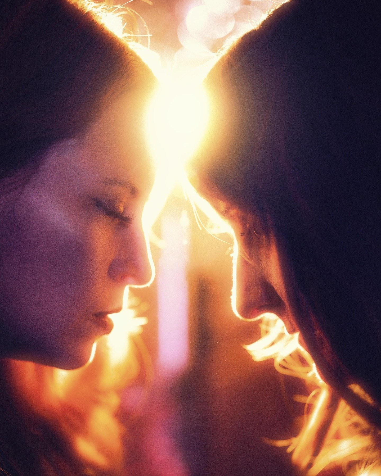 Playing with lighting while shooting our fun '70s glam shoot. Couldn't have been nearly as successful had it not been for these two talented models. 

Models:
@laurabeth.model 
@lindsay_carrie 

#bostonphotography 
#editorialphotography
#conceptphoto