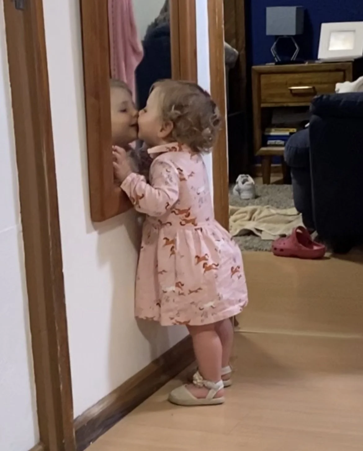 Aprender a mirarse con amor desde pequeños