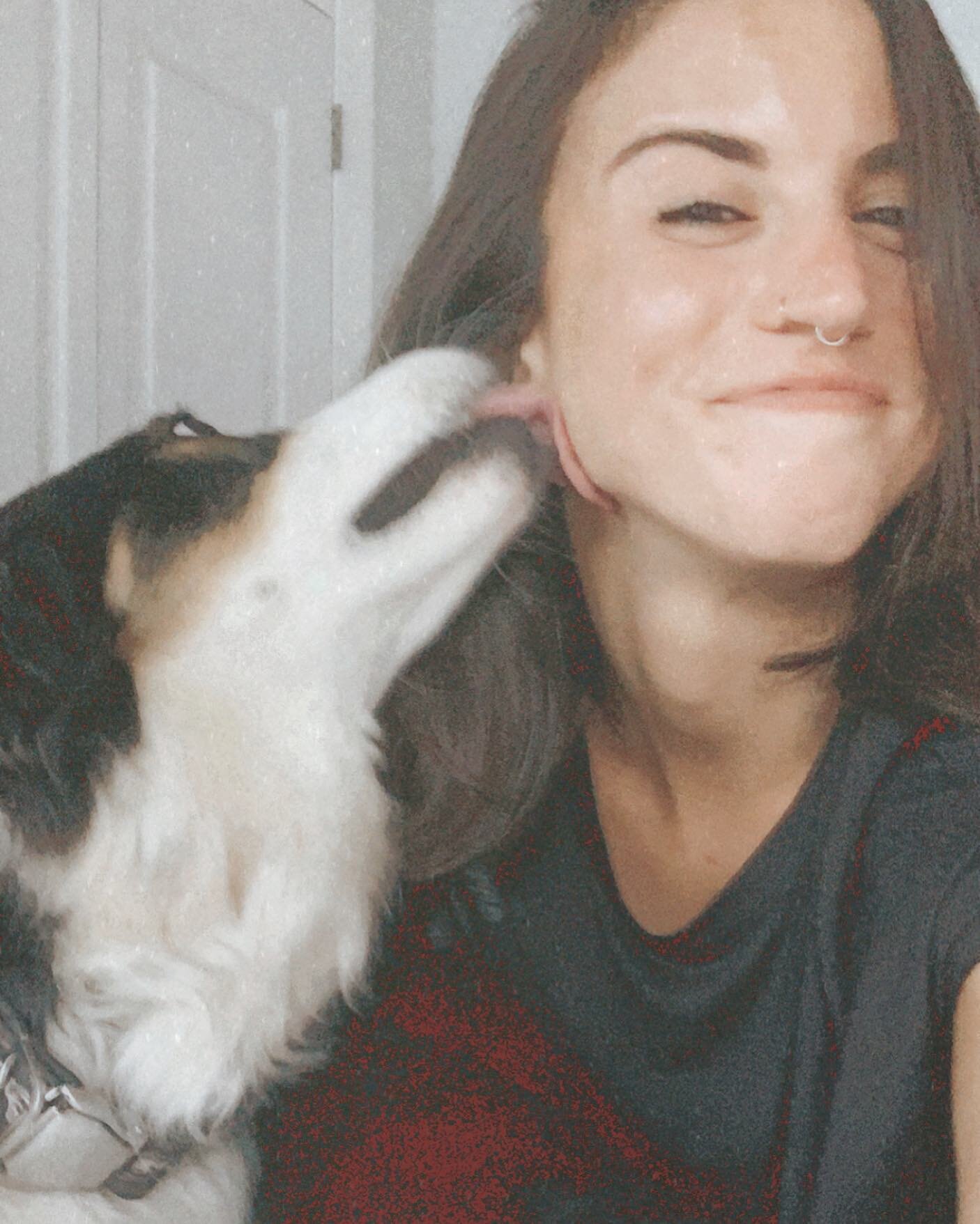Rye kisses 😚 
All I need on this beautiful Tuesday #keepitsimple