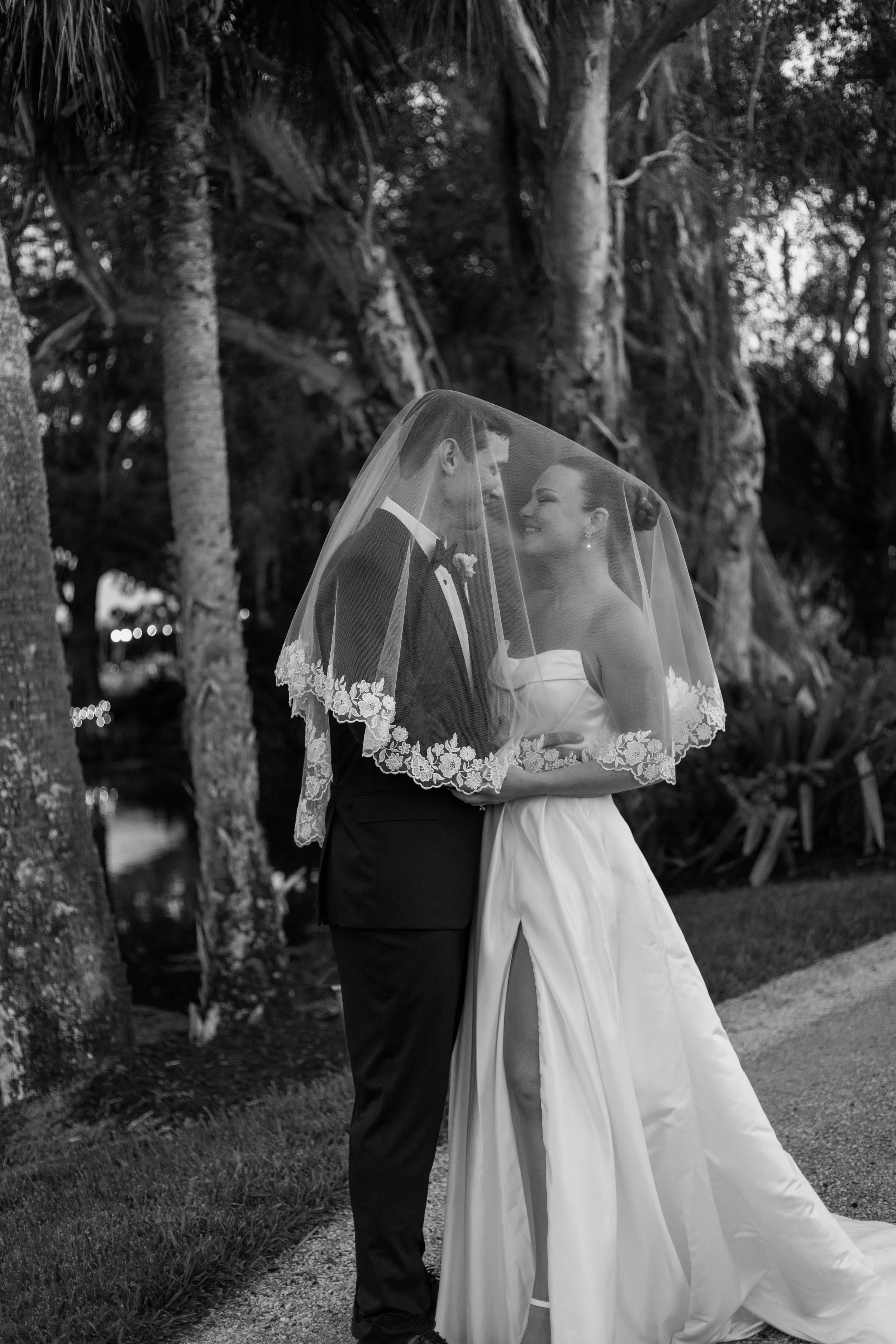 BUCKLES WEDDING ROCK CITY GARDENS SEBASTIAN FLORIDA ORLANDO WEDDING PHOTOGRAPHR-528.jpg