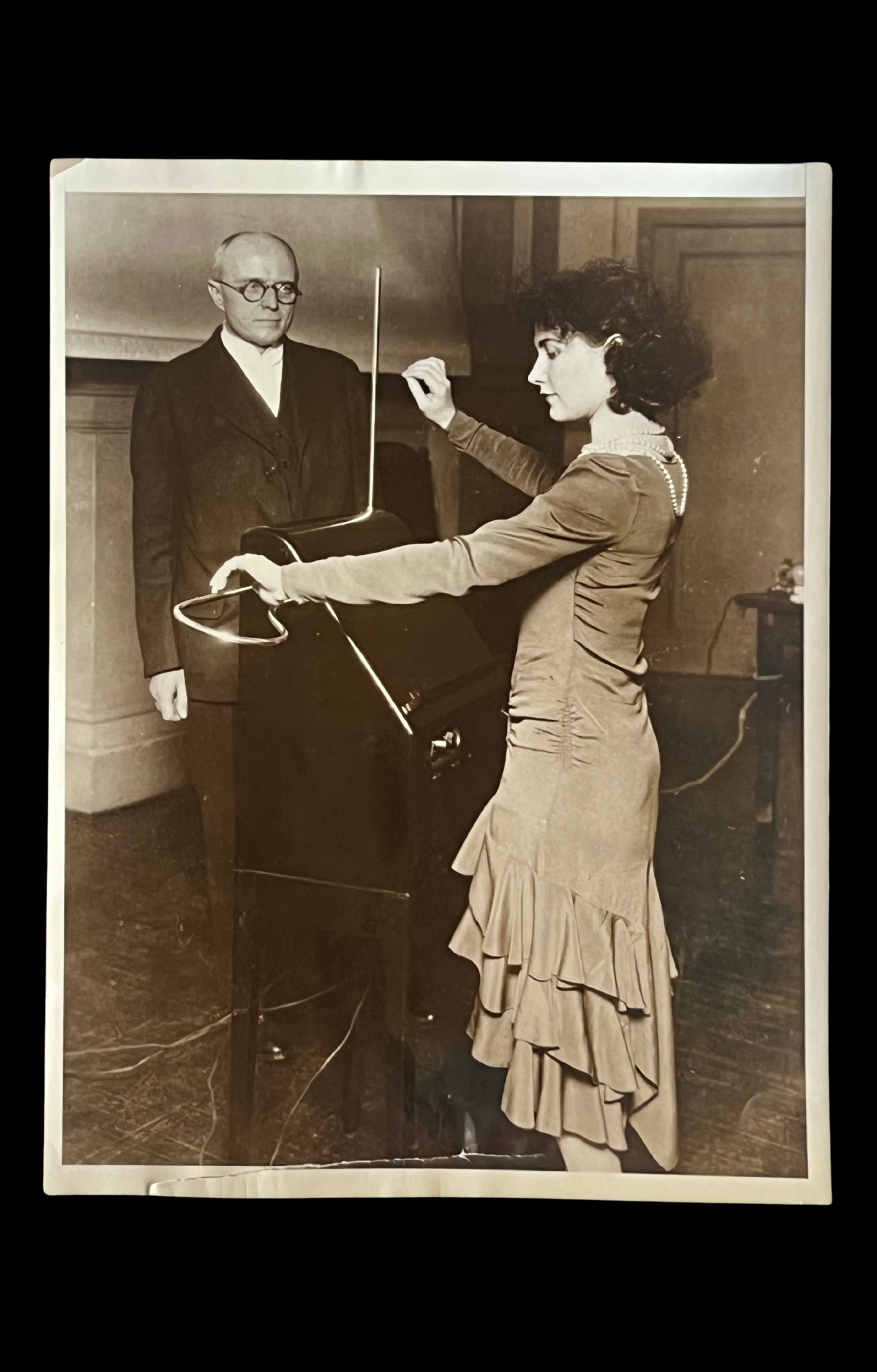 “Drawing Music From the Air”, Press photograph of Alexandra Stepanoff Playing the Theremin, c. 1928