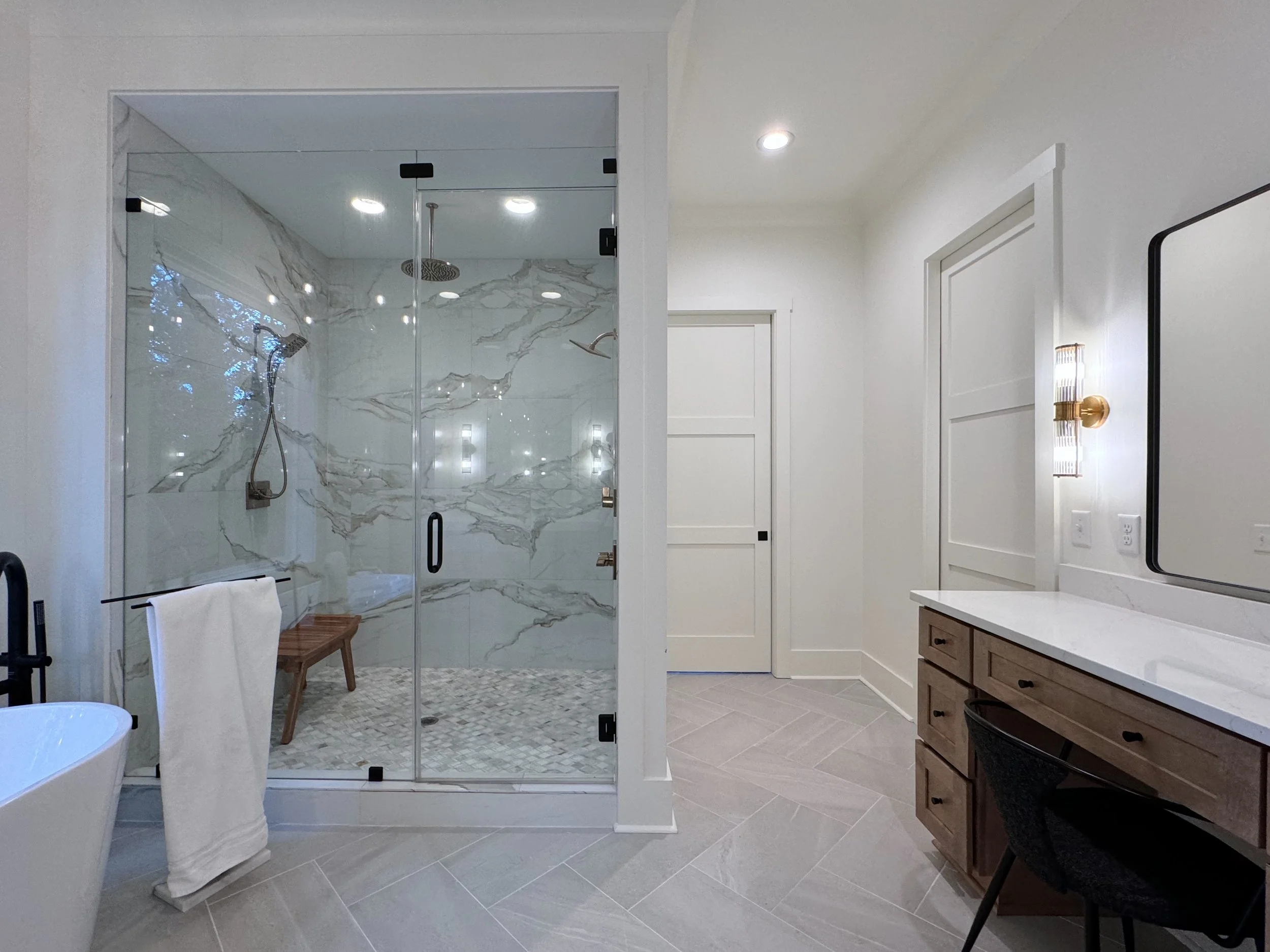 Ravenswood Master Shower 2.jpg