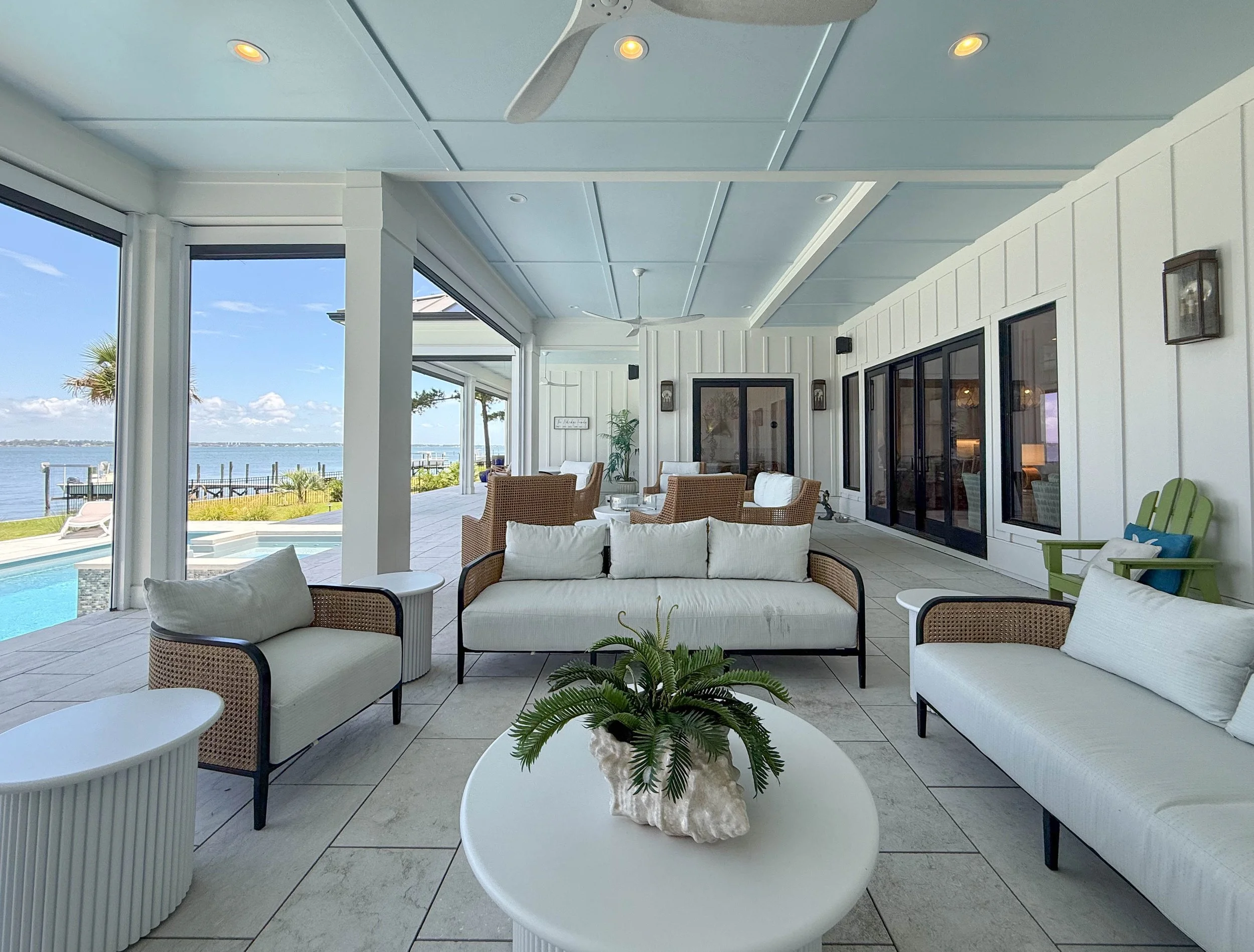 Back porch waterfront - recessed screens