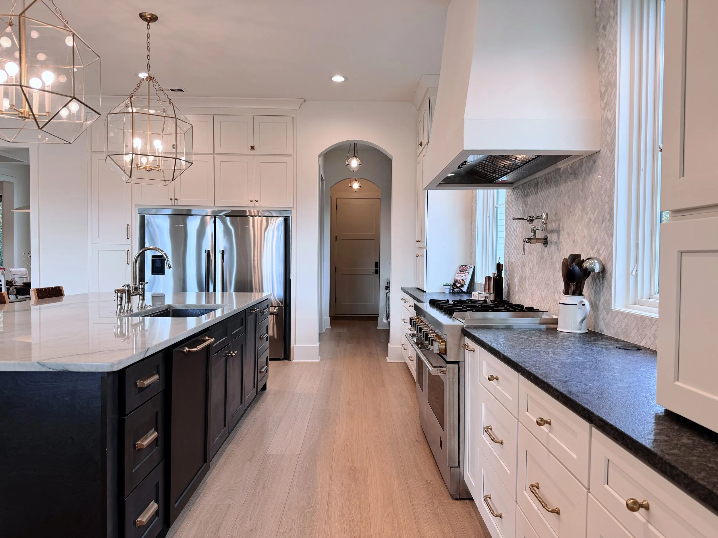 Ravenswood Kitchen 2.jpg