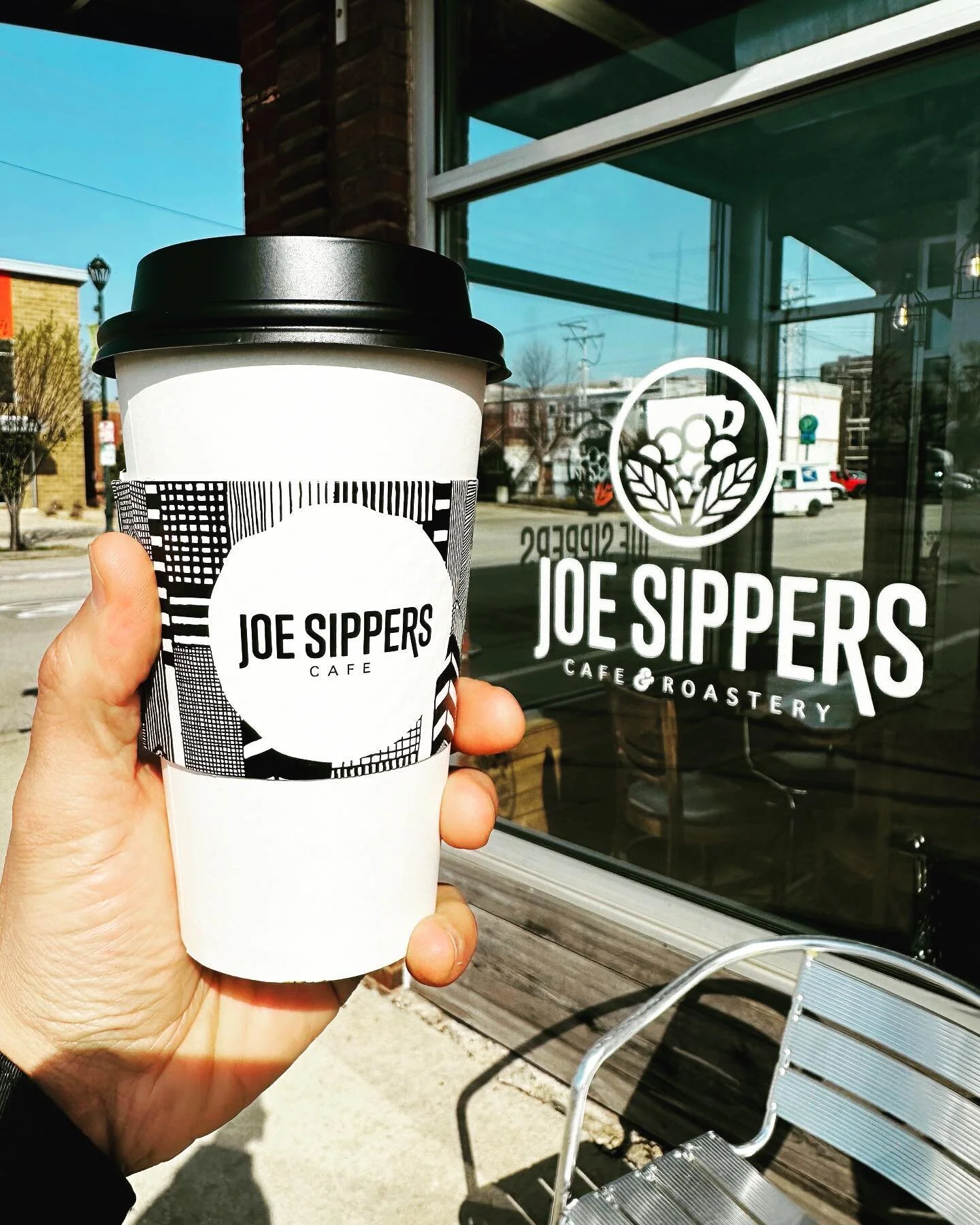 Great stop @joesippers cafe - on our way west! 
&bull;
&bull;
&bull;
#joesipperscafe #effingham #coffeeroadtrip
